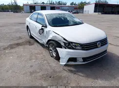 1VWAT7A39GC010223 2016 VOLKSWAGEN PASSAT