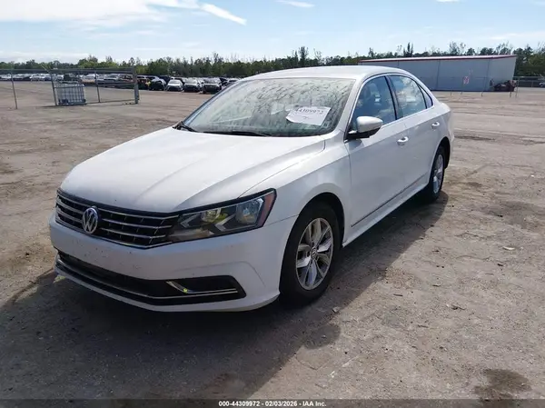 1VWAT7A39GC010223 2016 VOLKSWAGEN PASSAT - Image 2