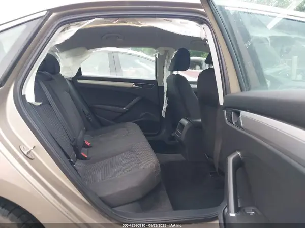 1VWAT7A39GC014191 2016 VOLKSWAGEN PASSAT - Image 8