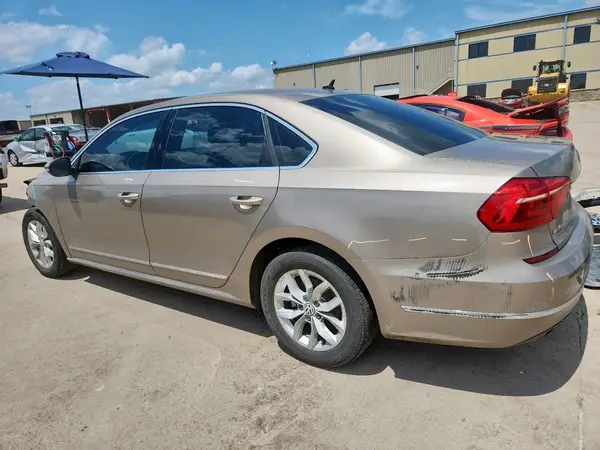 1VWAT7A39GC020279 2016 VOLKSWAGEN PASSAT - Image 2
