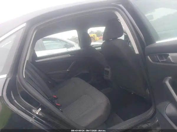 1VWAT7A39GC027197 2016 VOLKSWAGEN PASSAT - Image 8
