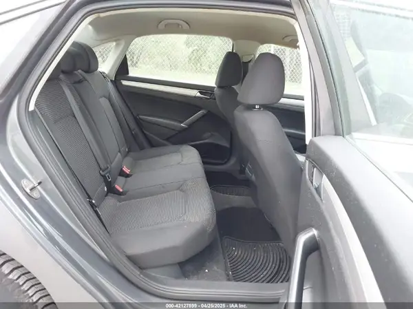 1VWAT7A39GC032948 2016 VOLKSWAGEN PASSAT - Image 8