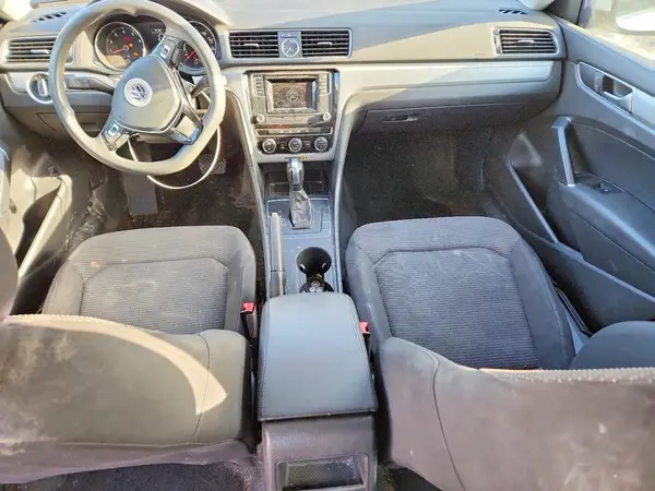 1VWAT7A39GC033615 2016 VOLKSWAGEN PASSAT - Image 8