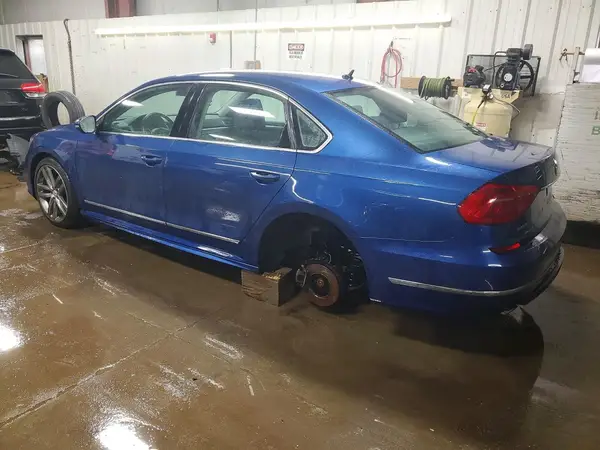 1VWAT7A39GC035042 2016 VOLKSWAGEN PASSAT - Image 2