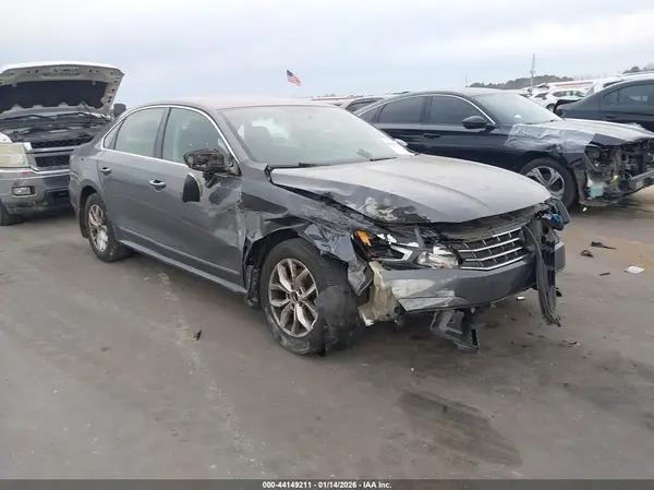 1VWAT7A39GC037471 2016 VOLKSWAGEN PASSAT - Image 1
