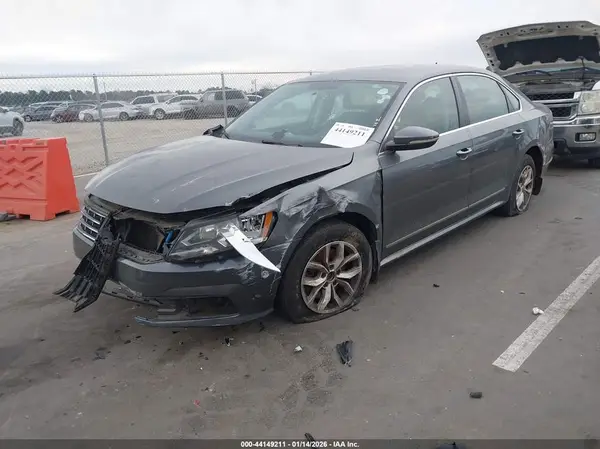1VWAT7A39GC037471 2016 VOLKSWAGEN PASSAT - Image 2