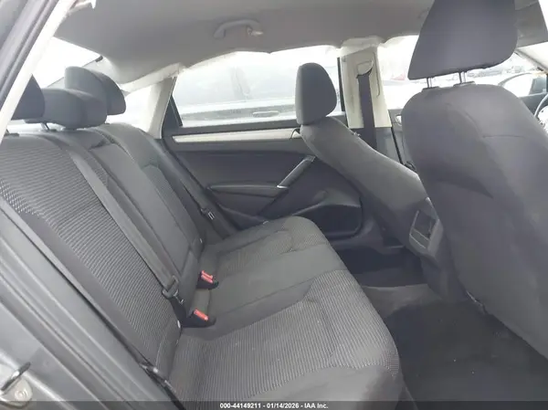 1VWAT7A39GC037471 2016 VOLKSWAGEN PASSAT - Image 8