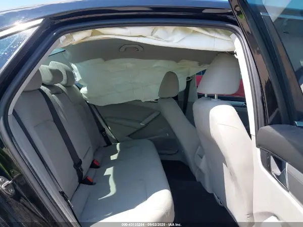1VWAT7A39GC038877 2016 VOLKSWAGEN PASSAT - Image 8