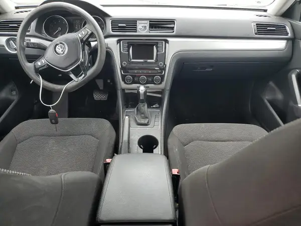 1VWAT7A39GC044484 2016 VOLKSWAGEN PASSAT - Image 8