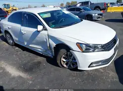 1VWAT7A39GC045134 2016 VOLKSWAGEN PASSAT