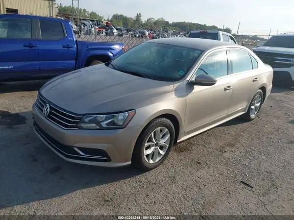 1VWAT7A39GC054951 2016 VOLKSWAGEN PASSAT - Image 2