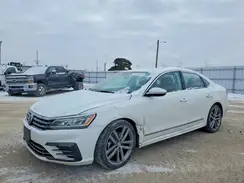 1VWAT7A39GC061785 2016 VOLKSWAGEN PASSAT