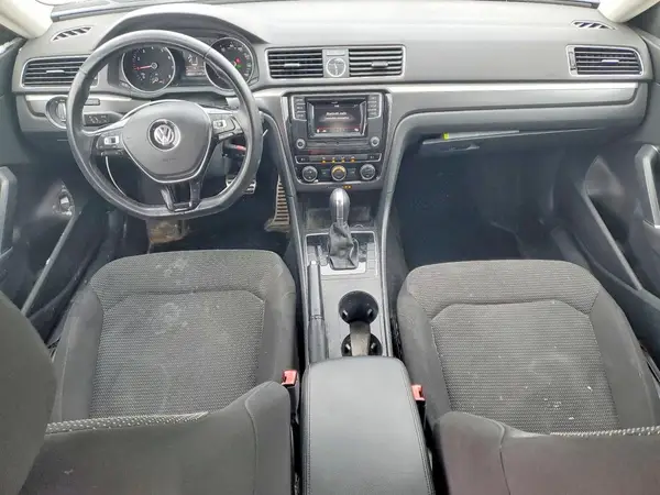 1VWAT7A39GC061785 2016 VOLKSWAGEN PASSAT - Image 8
