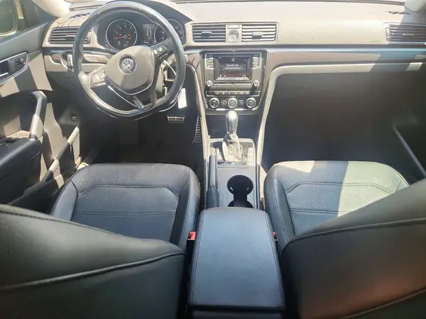 1VWAT7A39GC061821 2016 VOLKSWAGEN PASSAT - Image 8