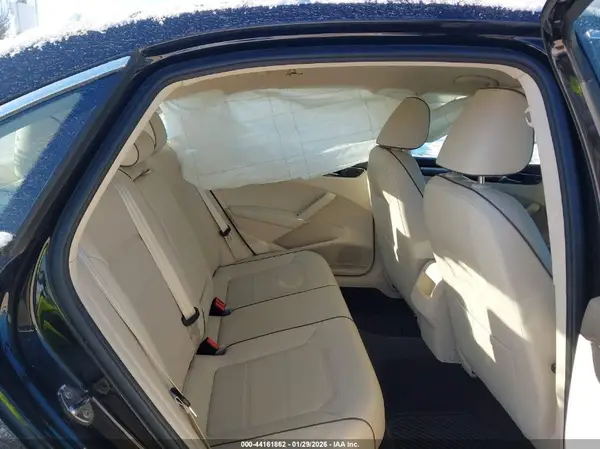1VWAT7A39GC065125 2016 VOLKSWAGEN PASSAT - Image 8