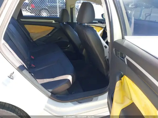 1VWAT7A39GC066453 2016 VOLKSWAGEN PASSAT - Image 8