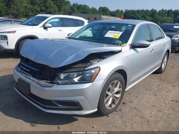 1VWAT7A39HC003192 2017 VOLKSWAGEN PASSAT - Image 2