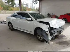 1VWAT7A39HC019330 2017 VOLKSWAGEN PASSAT