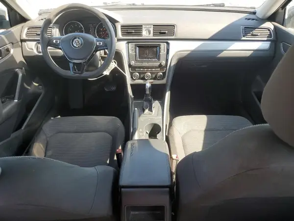 1VWAT7A39HC019764 2017 VOLKSWAGEN PASSAT - Image 8