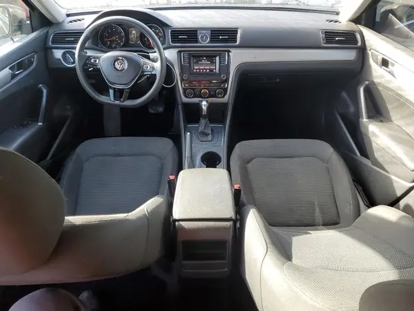 1VWAT7A39HC020624 2017 VOLKSWAGEN PASSAT - Image 8
