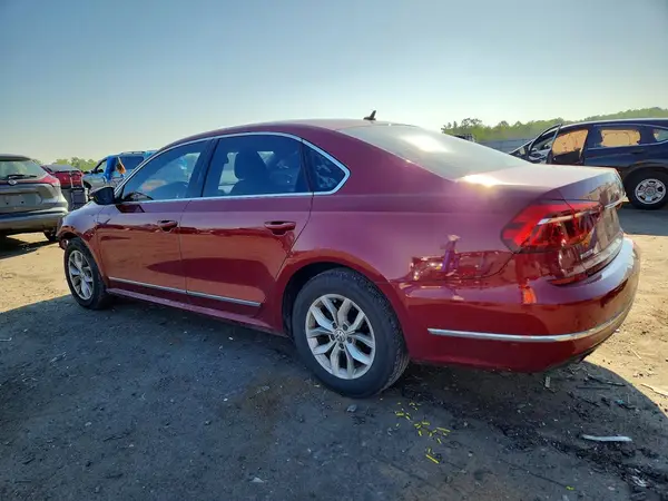 1VWAT7A39HC025337 2017 VOLKSWAGEN PASSAT - Image 2