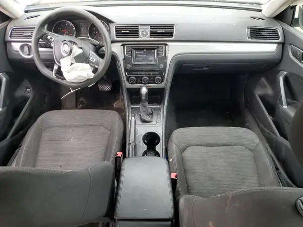 1VWAT7A39HC034393 2017 VOLKSWAGEN PASSAT - Image 8