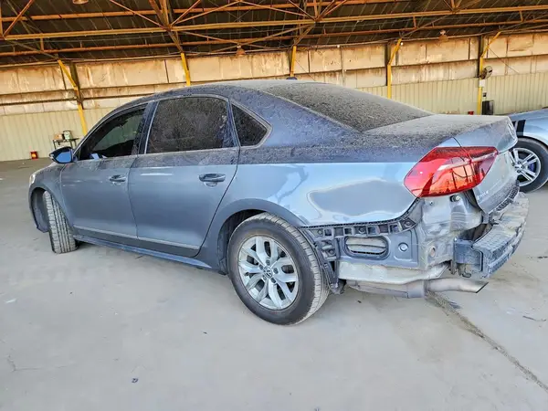 1VWAT7A39HC039089 2017 VOLKSWAGEN PASSAT - Image 2