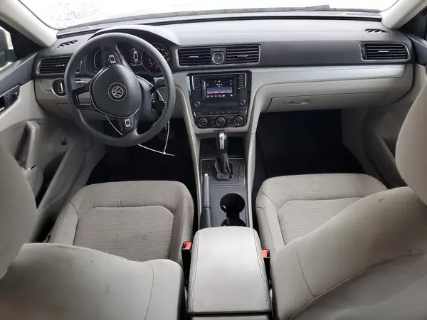 1VWAT7A39HC040176 2017 VOLKSWAGEN PASSAT - Image 8