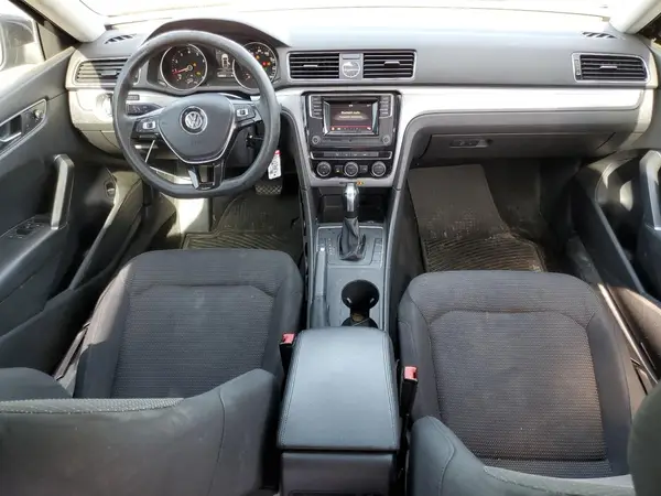 1VWAT7A39HC051792 2017 VOLKSWAGEN PASSAT - Image 8