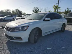1VWAT7A39HC052442 2017 VOLKSWAGEN PASSAT