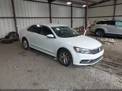 1VWAT7A39HC053543 2017 VOLKSWAGEN PASSAT