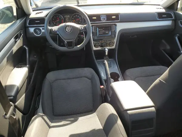 1VWAT7A39HC078538 2017 VOLKSWAGEN PASSAT - Image 8