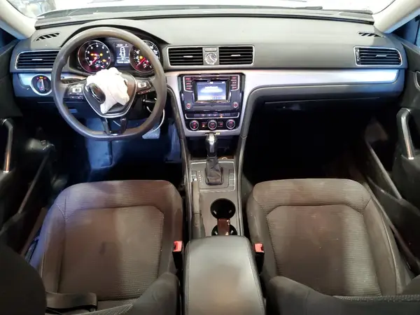 1VWAT7A39HC085733 2017 VOLKSWAGEN PASSAT - Image 8