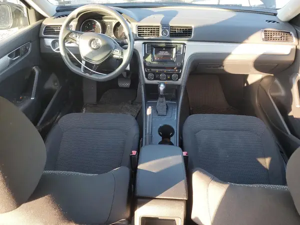 1VWAT7A3XGC019299 2016 VOLKSWAGEN PASSAT - Image 8