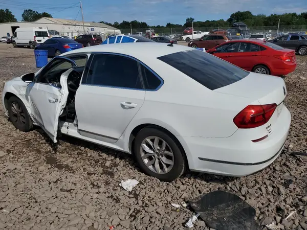 1VWAT7A3XGC020453 2016 VOLKSWAGEN PASSAT - Image 2