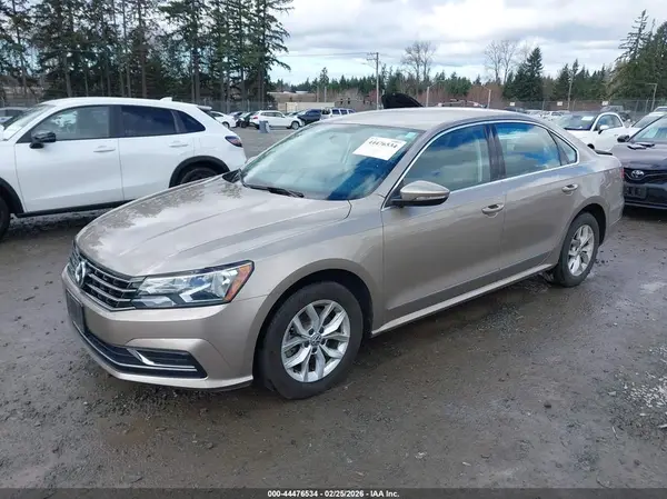 1VWAT7A3XGC021652 2016 VOLKSWAGEN PASSAT - Image 2