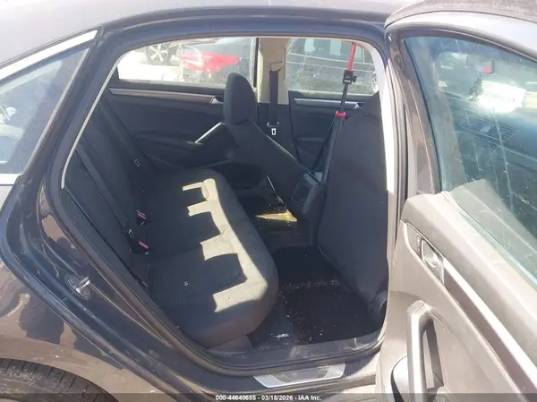 1VWAT7A3XGC026382 2016 VOLKSWAGEN PASSAT - Image 8