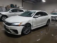 1VWAT7A3XGC030819 2016 VOLKSWAGEN PASSAT