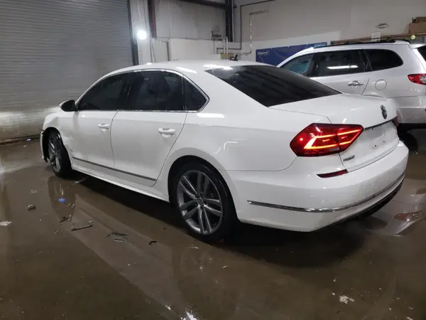 1VWAT7A3XGC030819 2016 VOLKSWAGEN PASSAT - Image 2