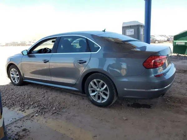 1VWAT7A3XGC031100 2016 VOLKSWAGEN PASSAT - Image 2