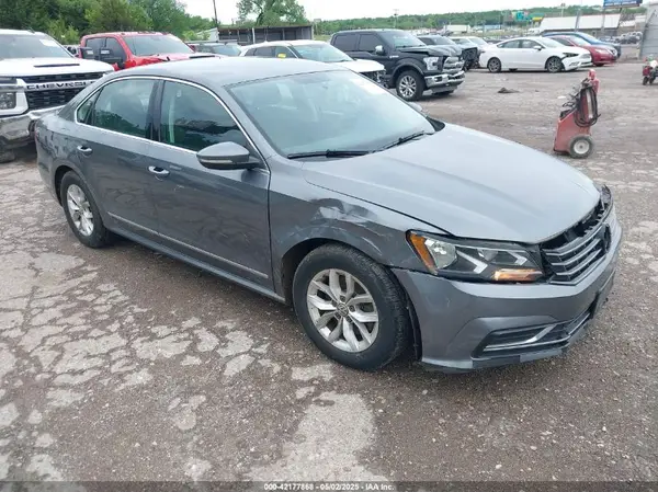 1VWAT7A3XGC031856 2016 VOLKSWAGEN PASSAT - Image 1