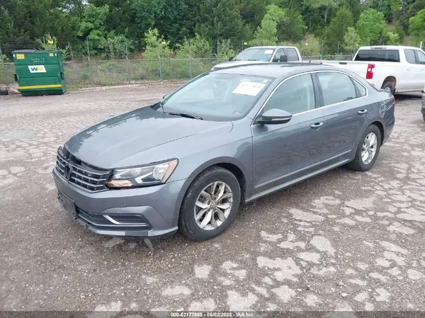 1VWAT7A3XGC031856 2016 VOLKSWAGEN PASSAT - Image 2