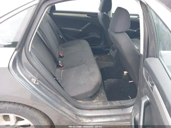 1VWAT7A3XGC031856 2016 VOLKSWAGEN PASSAT - Image 8