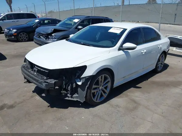 1VWAT7A3XGC032005 2016 VOLKSWAGEN PASSAT - Image 2