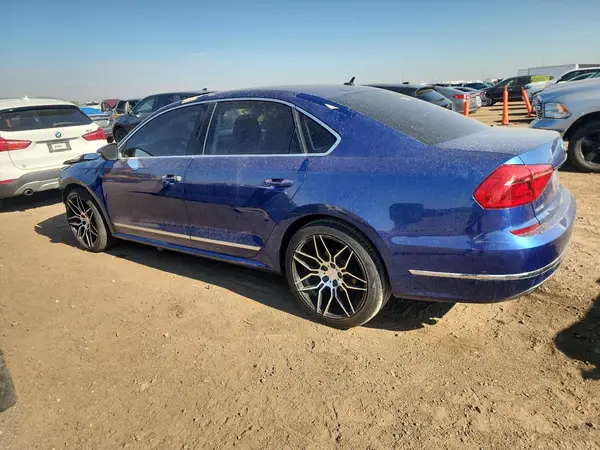 1VWAT7A3XGC032859 2016 VOLKSWAGEN PASSAT - Image 2
