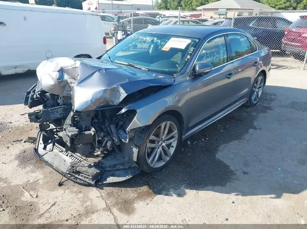 1VWAT7A3XGC033168 2016 VOLKSWAGEN PASSAT - Image 2