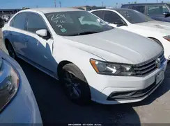 1VWAT7A3XGC036460 2016 VOLKSWAGEN PASSAT