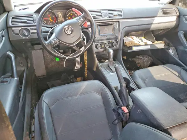 1VWAT7A3XGC040945 2016 VOLKSWAGEN PASSAT - Image 8