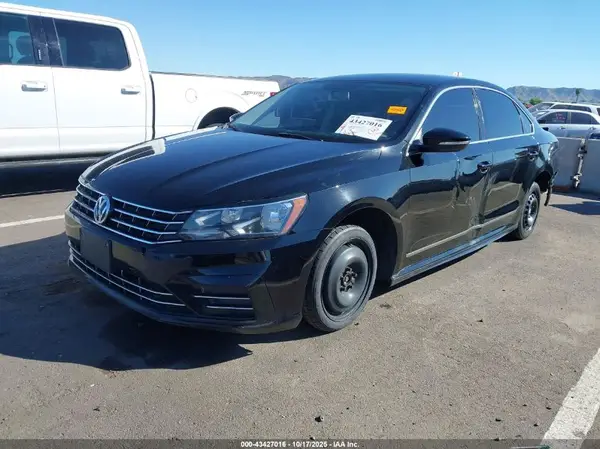 1VWAT7A3XGC045658 2016 VOLKSWAGEN PASSAT - Image 2