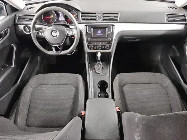 1VWAT7A3XGC046017 2016 VOLKSWAGEN PASSAT - Image 8